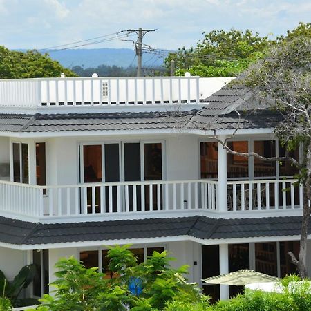 Fiorella Beach House, Playa de Diani Exterior foto